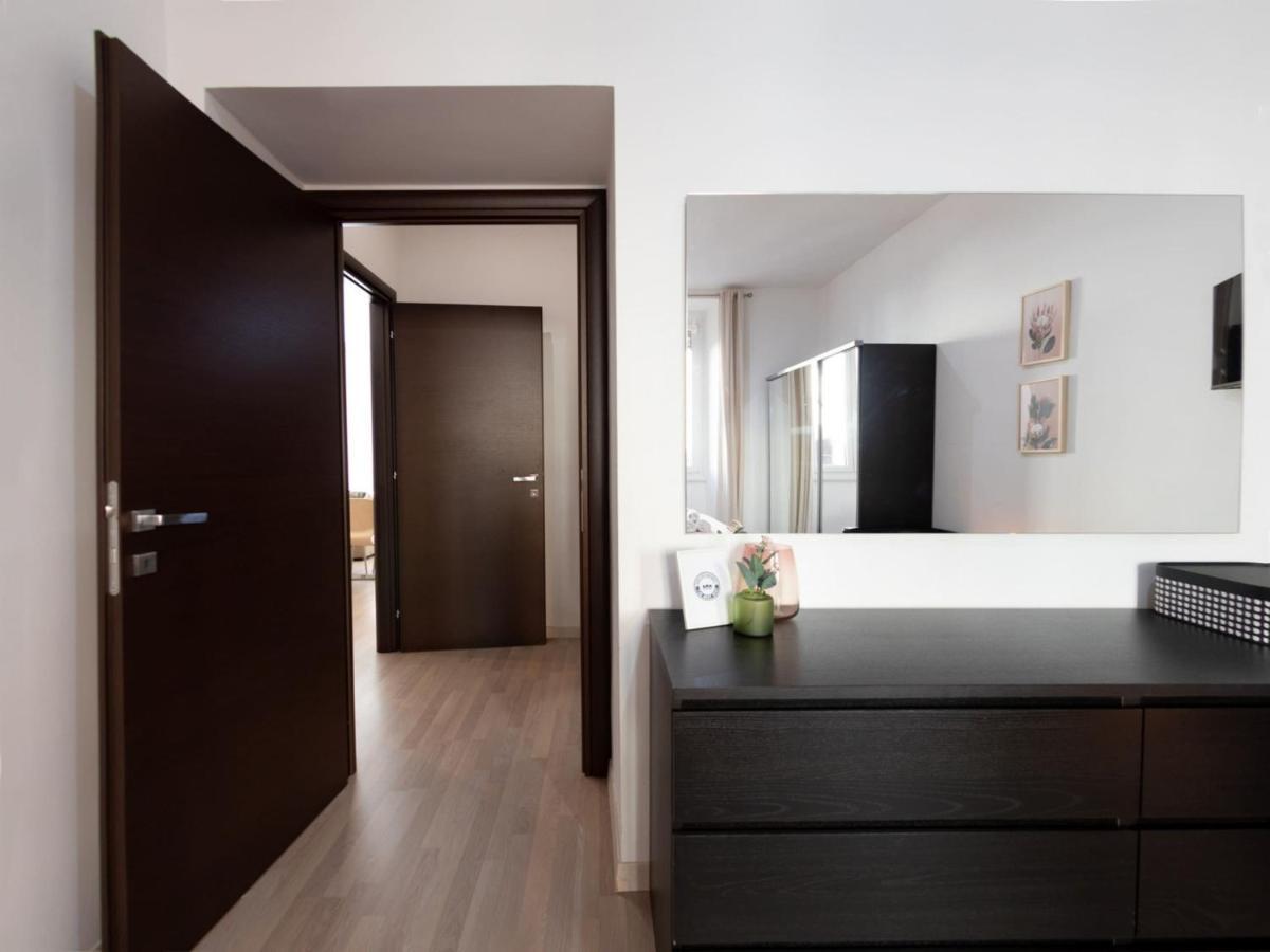The Best Rent - Spacious Apartment Near Roma Termini Station Exterior foto